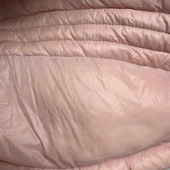 Michael Kors 3T Girls Blush Puffer Jacket with Faux Fur Hood - Picture 9 of 11